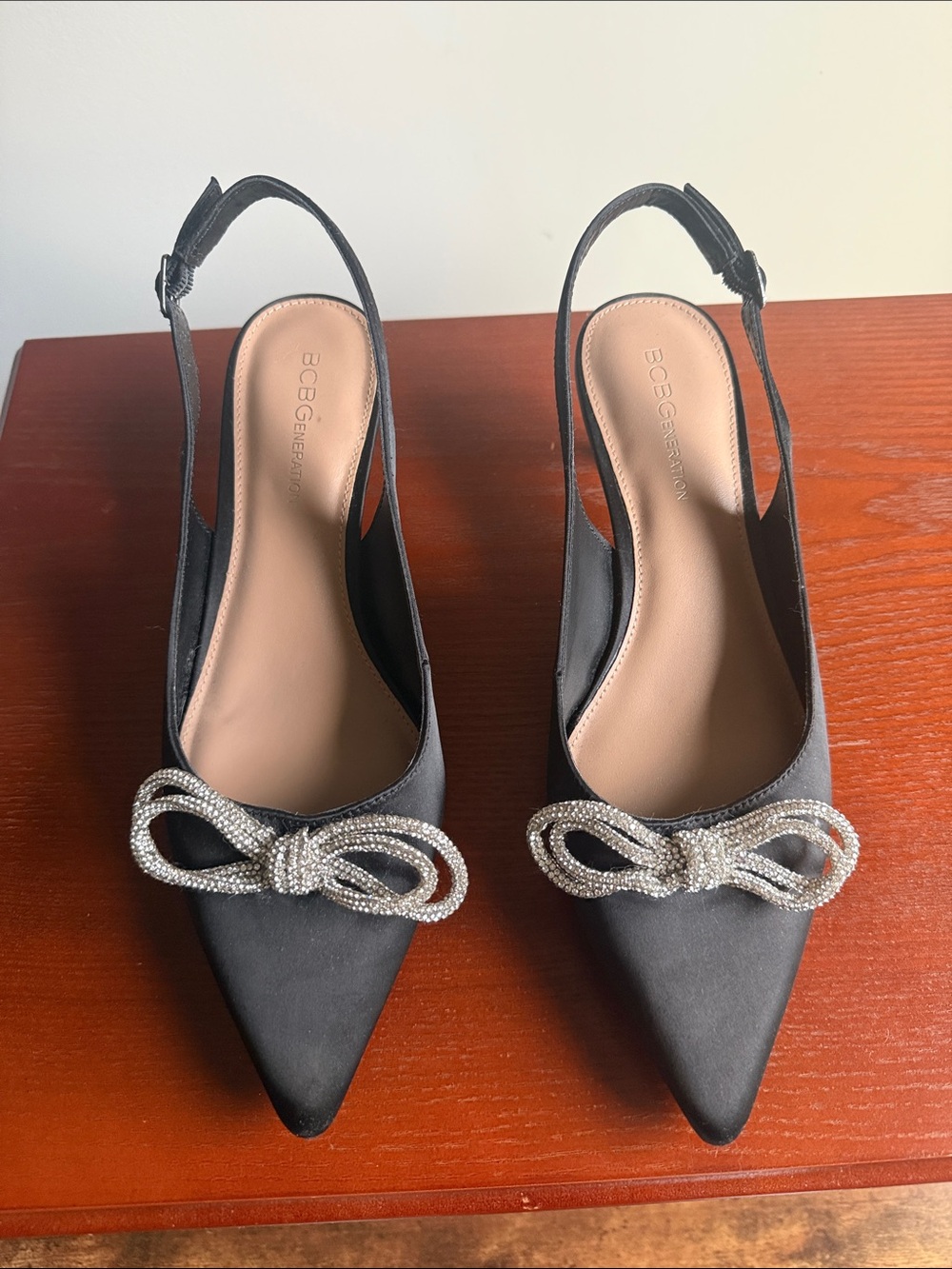 BCBGeneration Black Satin Slingback Pumps with Crystal Bow Accent size 8